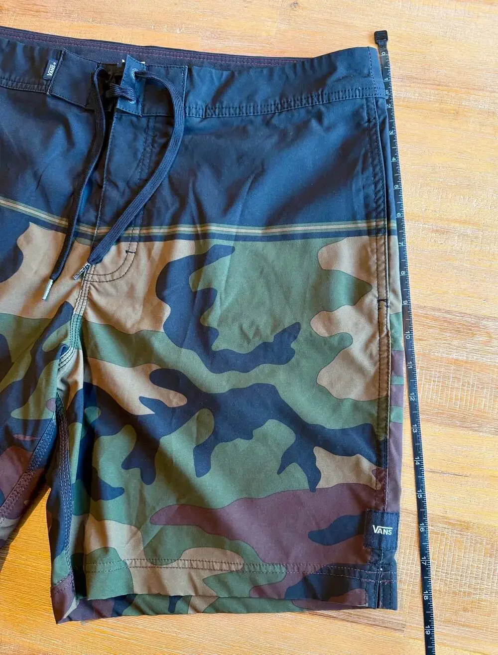 Vans Mens 34 Green Camo Black Boardshorts Swim Trunks Drawstring